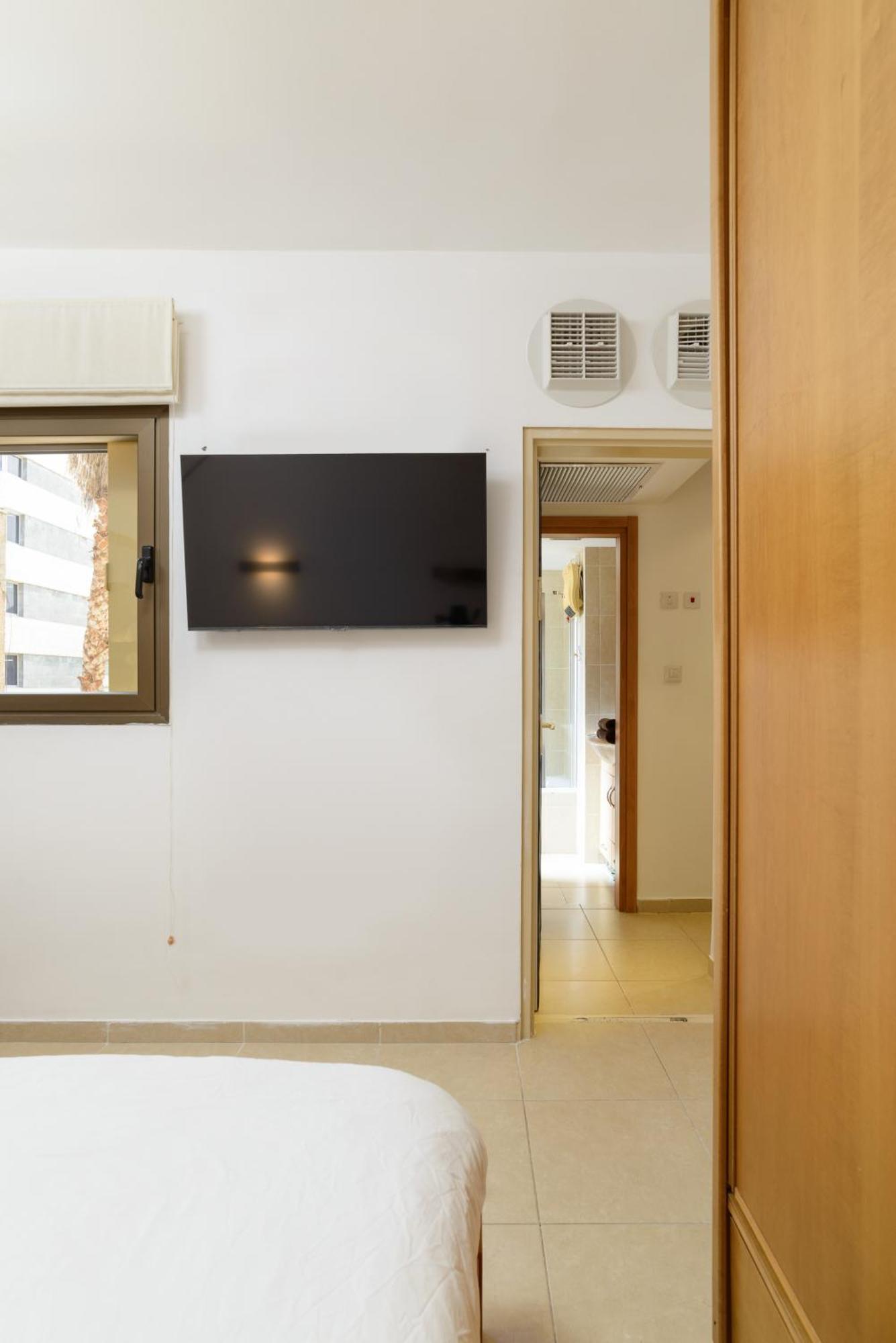 Cosy 1Br Near Beach By Feelhome Tel Aviv Exteriör bild